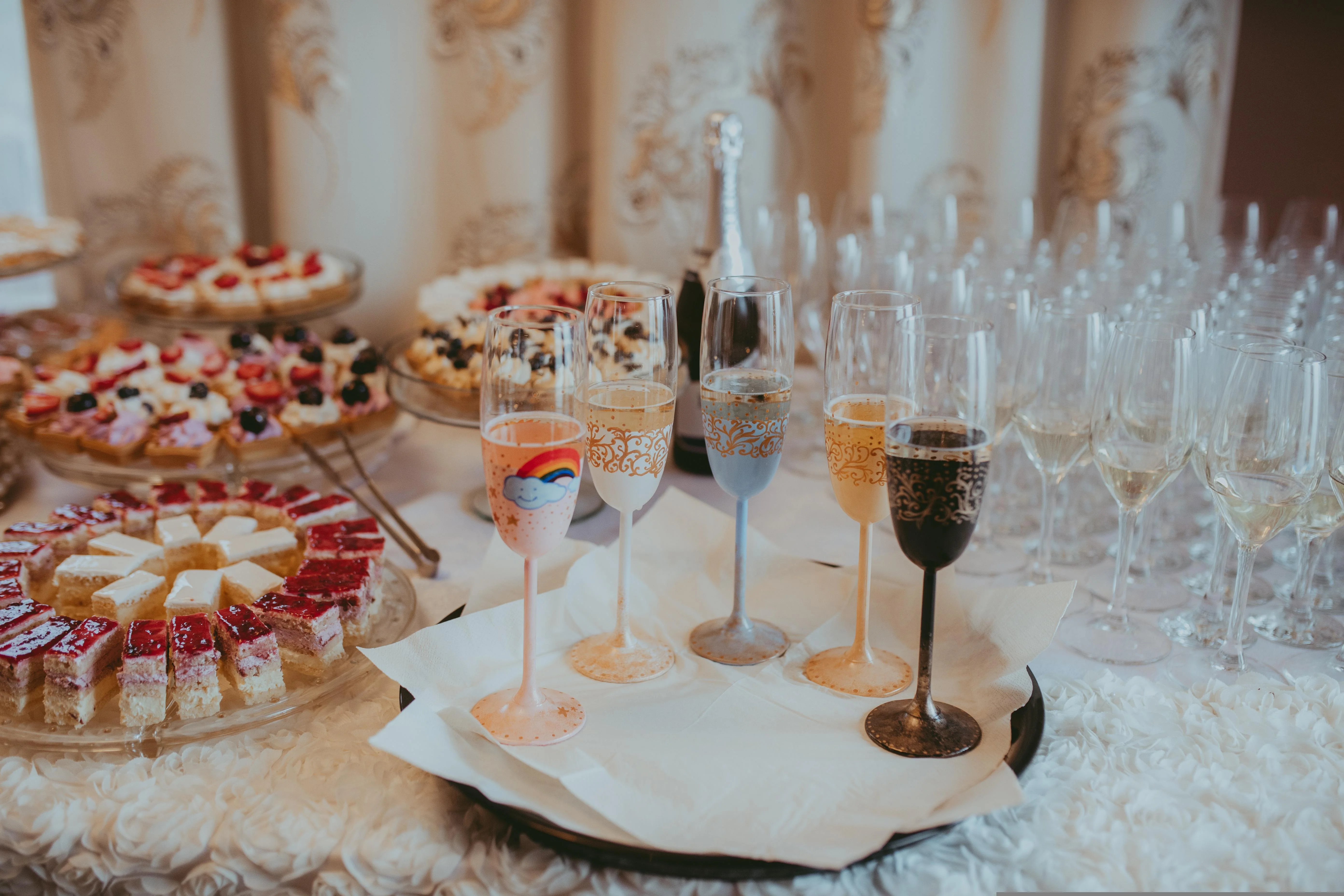 Detalhe da mesa de buffet